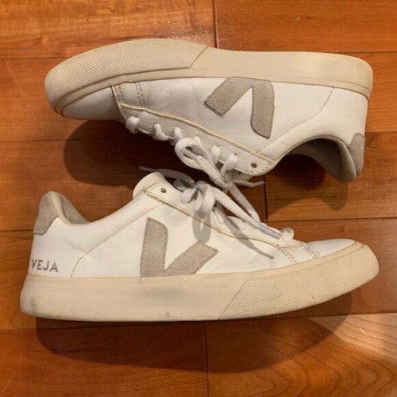 Veja White Campo Leather Low-Top Sneaker Shoes Women's Size 8 - Picture 1 of 11